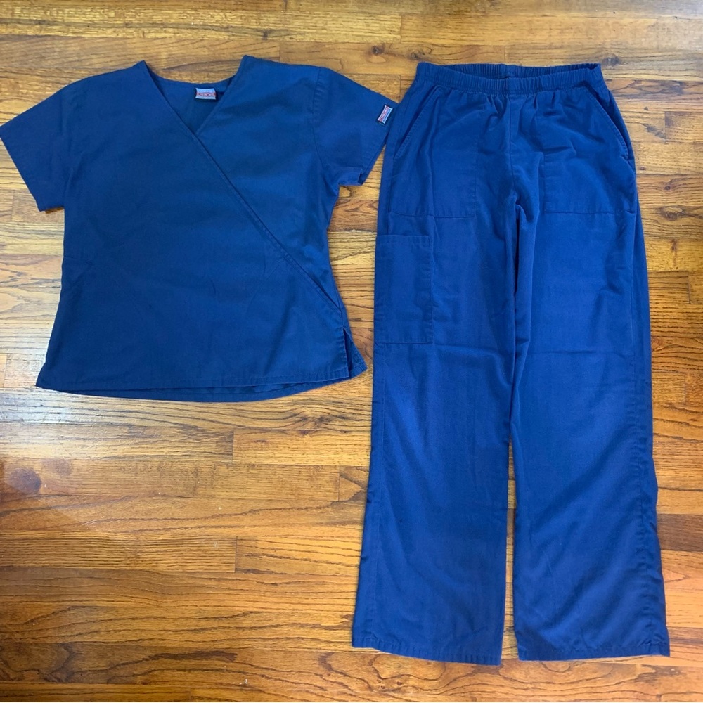 Cherokee Workwear Dark Blue Scrubs Set SS Vneck Top & ScrubStar Pants Royal Blue